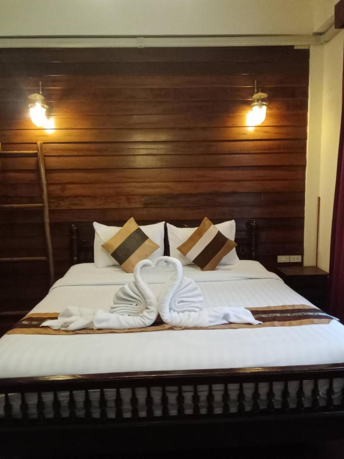 Rustic Guest House Chiang Mai Extérieur photo