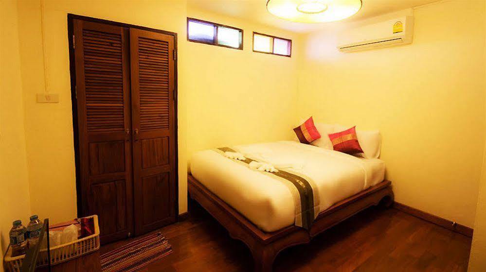 Rustic Guest House Chiang Mai Extérieur photo